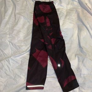 Lulu Lemon Cropped Leggings